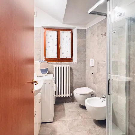 Casa Con Giardino E Accesso Indipendente Appartement