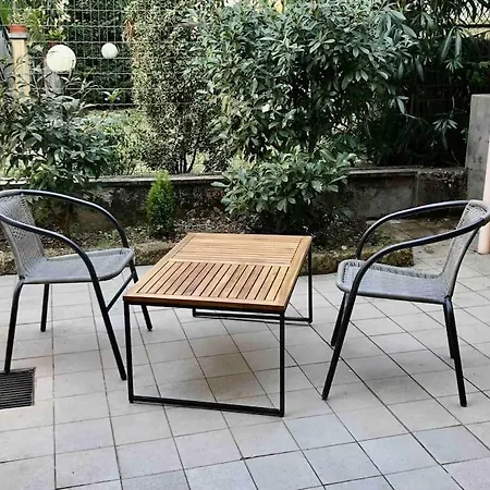 Casa Con Giardino E Accesso Indipendente Appartement